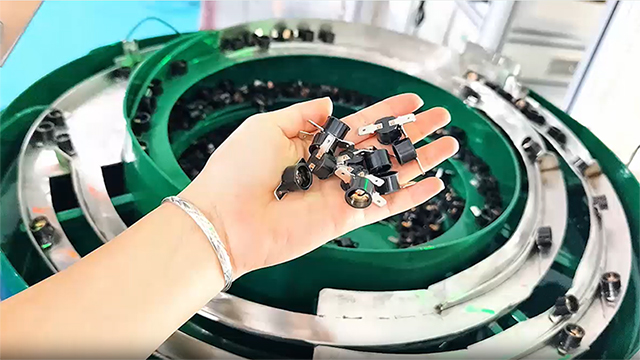 Connector Defect Optical Sorting Machine
